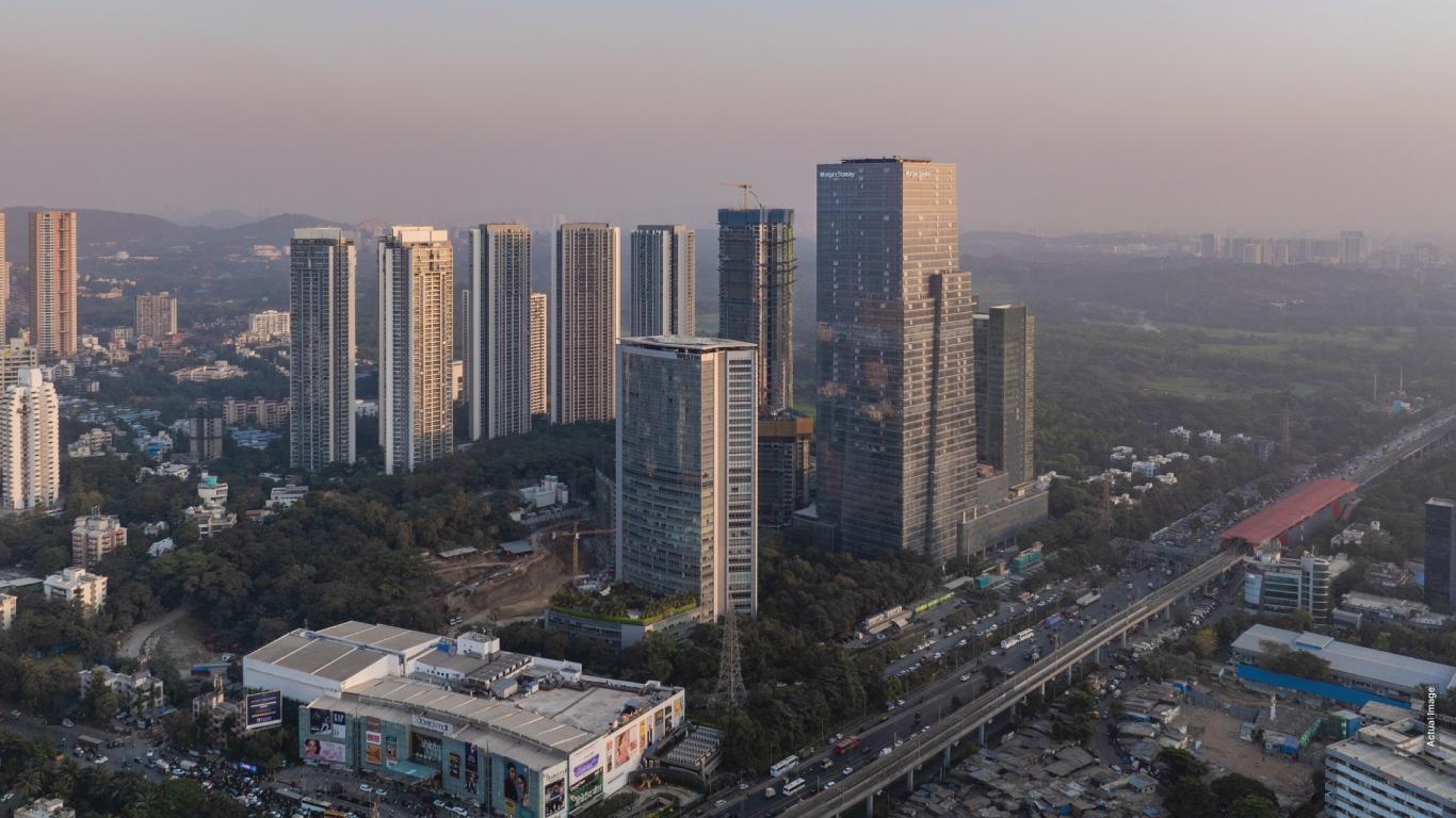 Oberoi Garden City master plan — single tower, 5B + 29 storeys, 4.9 acres